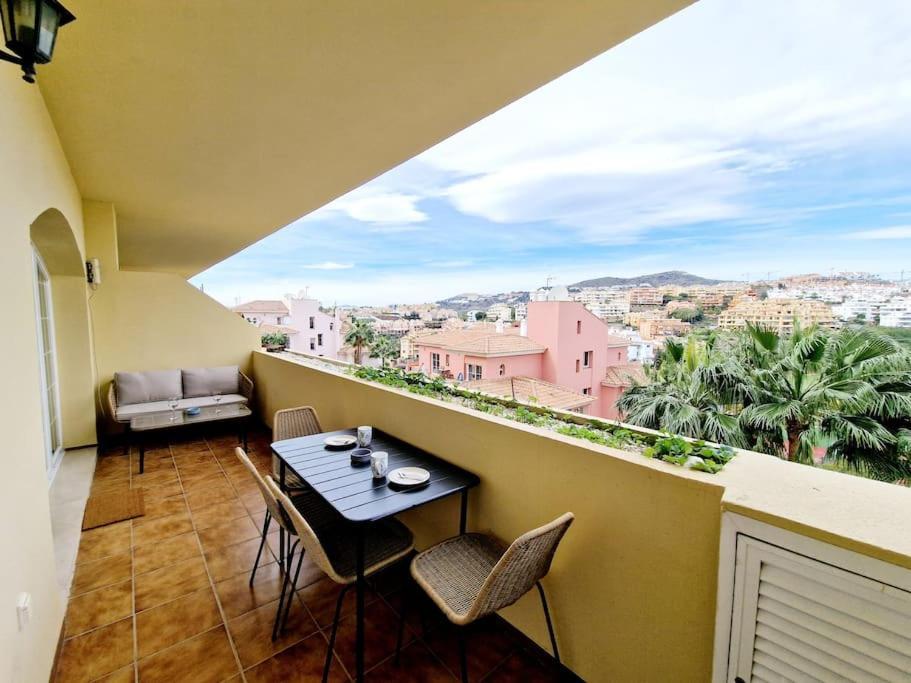 דירות Sitio de Calahonda Royal Golf View: 2Br, Pools & Ac מראה חיצוני תמונה