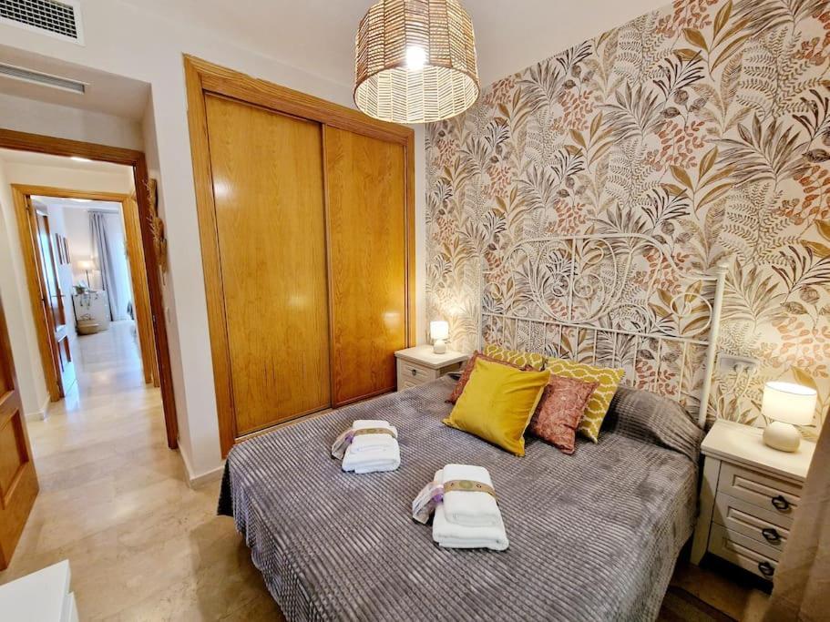 דירות Sitio de Calahonda Royal Golf View: 2Br, Pools & Ac מראה חיצוני תמונה