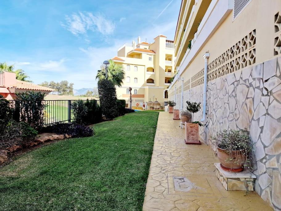 דירות Sitio de Calahonda Royal Golf View: 2Br, Pools & Ac מראה חיצוני תמונה
