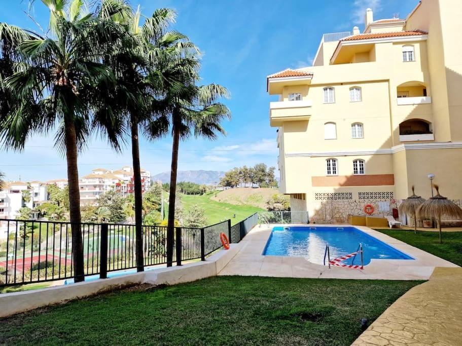 דירות Sitio de Calahonda Royal Golf View: 2Br, Pools & Ac מראה חיצוני תמונה