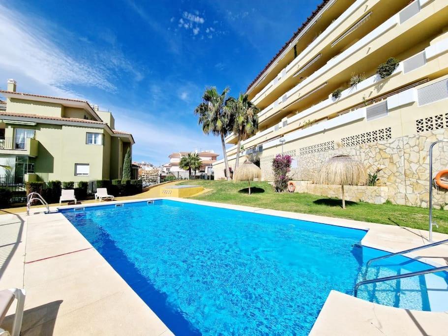 דירות Sitio de Calahonda Royal Golf View: 2Br, Pools & Ac מראה חיצוני תמונה