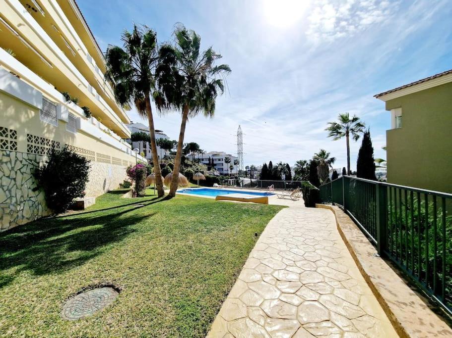 דירות Sitio de Calahonda Royal Golf View: 2Br, Pools & Ac מראה חיצוני תמונה
